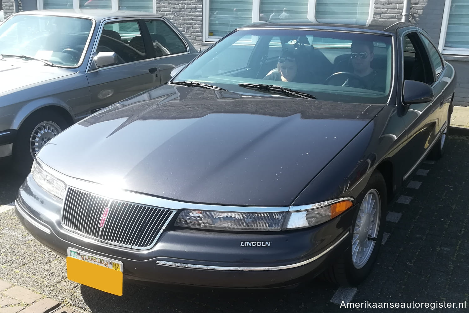 Lincoln Mark Series uit 1993